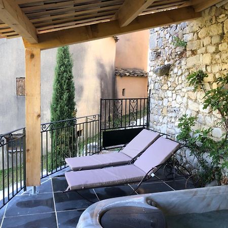 Hotel L'Oustau De La Font Reilhanette ภายนอก รูปภาพ